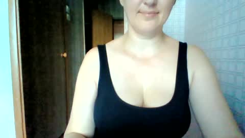 Snapshot of awesomeladyy chatting on 06.23.26 awesomeladyy online show from 06.23.26