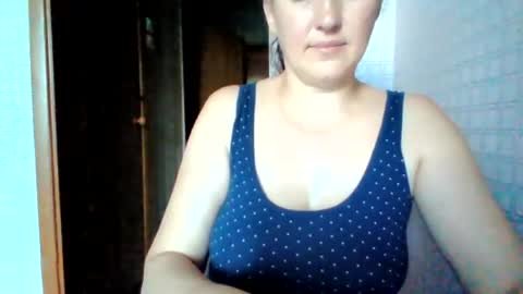 Snapshot of awesomeladyy chatting on 06.29.26 awesomeladyy online show from 06.29.26
