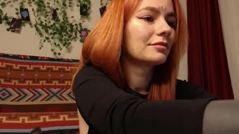 Snapshot of aww_burn chatting on 12.03.25 Tris online show from 12.03.25