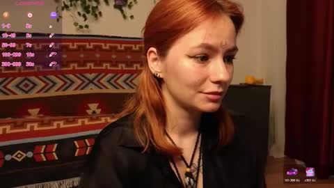 Snapshot of aww_burn chatting on 12.14.25 Tris online show from 12.14.25