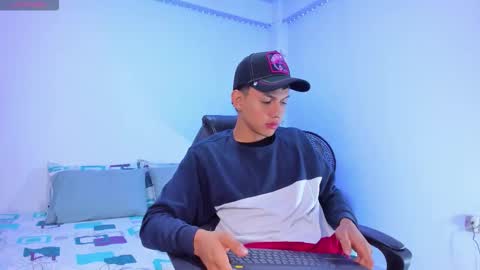 AXEL online show from 10.22.25