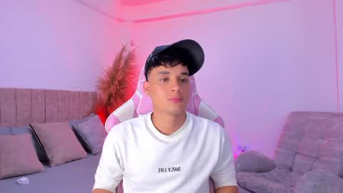Snapshot of axel_cody_ chatting on 07.16.26 AXEL online show from 07.16.26