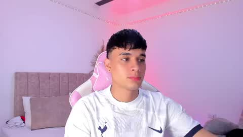 Snapshot of axel_cody_ chatting on 07.29.26 AXEL online show from 07.29.26