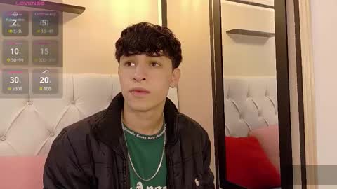 Axel Evanss online show from 09.30.25