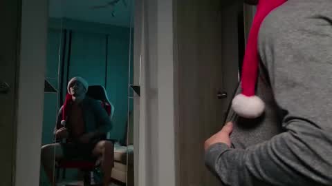 Axel Fairchaild online show from 12.20.25