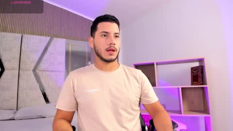 Snapshot of axel_grey_ chatting on 02.17.26 axel_grey_ online show from 02.17.26