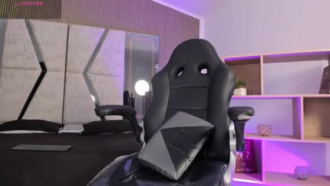 Snapshot of axel_grey_ chatting on 02.20.26 axel_grey_ online show from 02.20.26