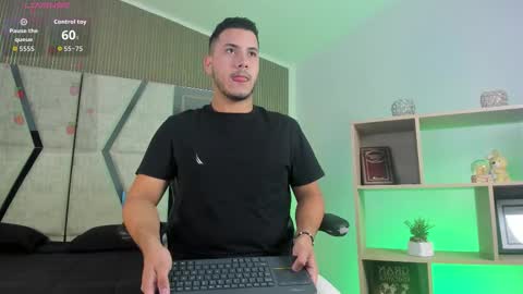 Snapshot of axel_grey_ chatting on 03.17.26 axel_grey_ online show from 03.17.26