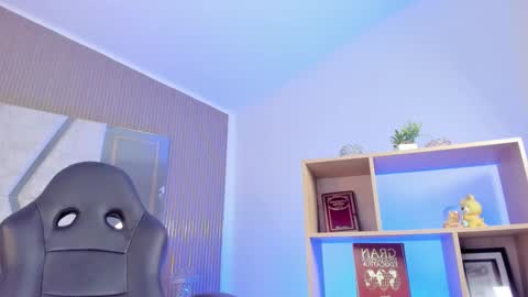 Snapshot of axel_grey_ chatting on 03.22.26 axel_grey_ online show from 03.22.26