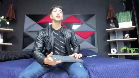 axel_hendrick online show from 02.03.26