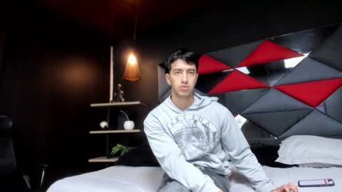 axel_hendrick online show from 03.02.26