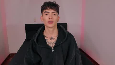Snapshot of axel_inkshade chatting on 07.10.26 Axel online show from 07.10.26