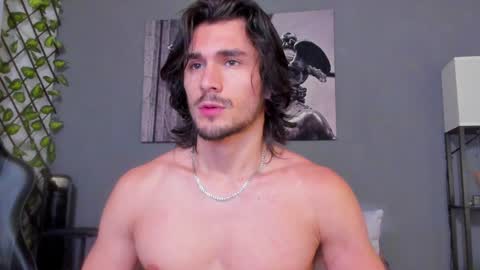 Snapshot of axel_owen chatting on 01.27.25 Axel online show from 01.27.25