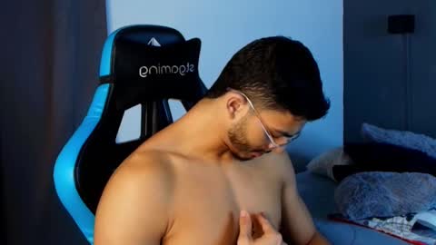 axel stein NEW ACCOUNT online show from 03.04.25