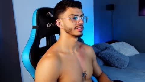 axel stein NEW ACCOUNT online show from 03.10.25