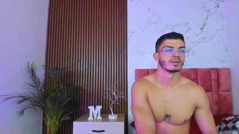 Snapshot of axel_stein2 chatting on 12.04.24 Axel online show from 12.04.24