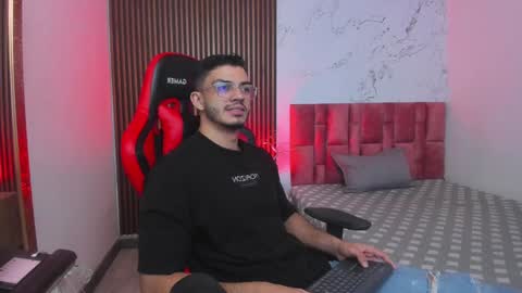 Snapshot of axel_stein2 chatting on 12.28.24 Axel online show from 12.28.24