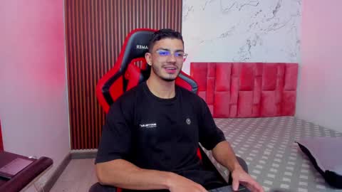 Snapshot of axel_stein2 chatting on 12.29.24 Axel online show from 12.29.24