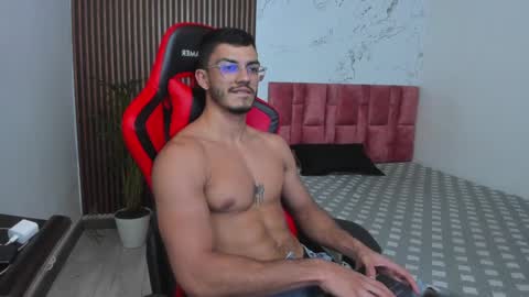 Snapshot of axel_stein2 chatting on 01.08.25 Axel online show from 01.08.25