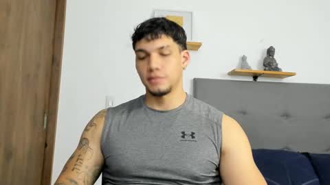 INDEPENDENT MODEL  online show from 10.01.25