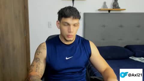 INDEPENDENT MODEL  online show from 11.16.25