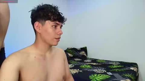 Snapshot of axel_willows chatting on 11.16.25 SHOW WILLOWS online show from 11.16.25