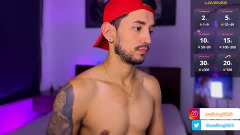 Snapshot of axelking13 chatting on 02.10.26 Axel King online show from 02.10.26