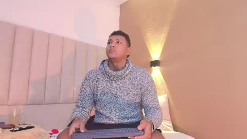 Snapshot of axell_king07 chatting on 05.26.26 Axell online show from 05.26.26