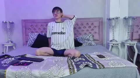 Snapshot of axell_stone chatting on 06.04.26 axell_stone online show from 06.04.26
