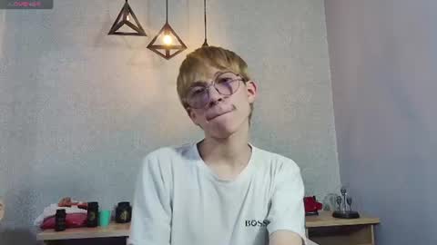 Snapshot of axell_stone chatting on 06.12.26 axell_stone online show from 06.12.26