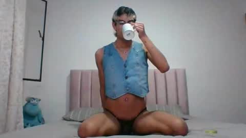 Axel  online show from 12.13.24