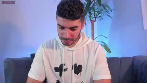 Axel Thompsom online show from 01.09.26