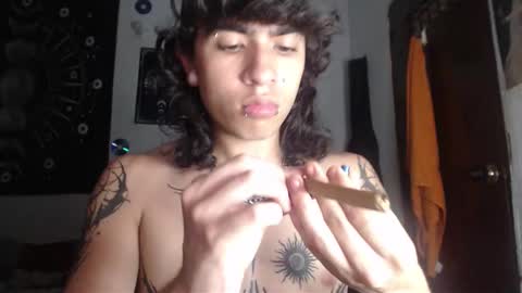 Snapshot of axl_kush_ chatting on 11.29.25 Axel Kush online show from 11.29.25