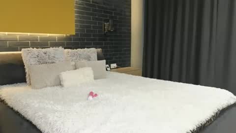 Ayabellle online show from 02.21.25