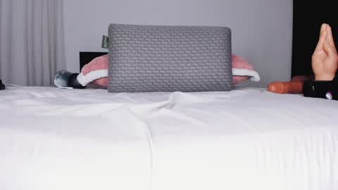 Ana  FREE   online show from 12.18.24