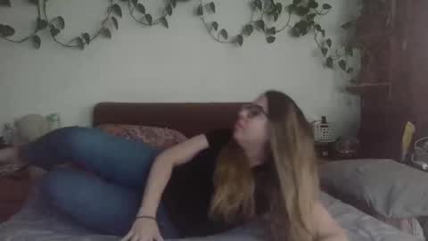 ayelenar online show from 11.21.25