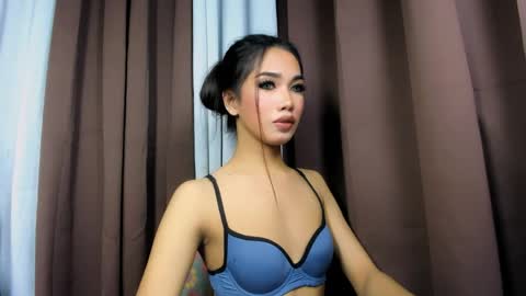 Snapshot of ayicum chatting on 04.04.26 ur lovely ayi online show from 04.04.26