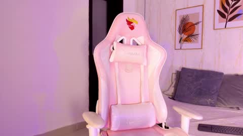 Ayleen online show from 09.18.25