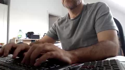 Snapshot of aylinniyerim chatting on 01.23.25 aylinniyerim online show from 01.23.25