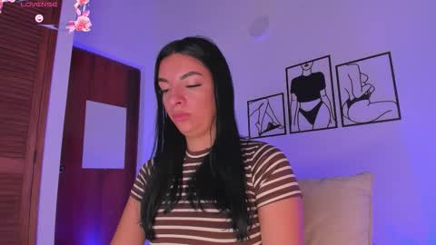 Aylin  online show from 11.22.25