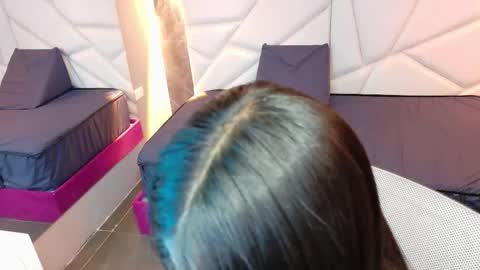 Snapshot of aysel_27 chatting on 10.18.25 Aysel online show from 10.18.25