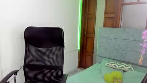 aysha_winxx online show from 11.25.25