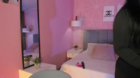 Ayshell online show from 11.24.25