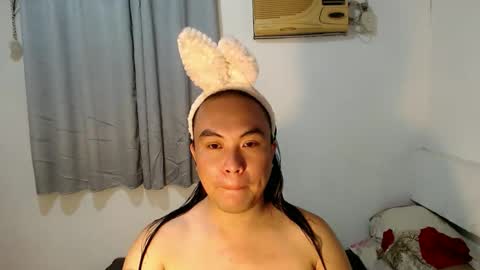 Snapshot of ayumibahogbilat chatting on 03.22.26 ayumi online show from 03.22.26