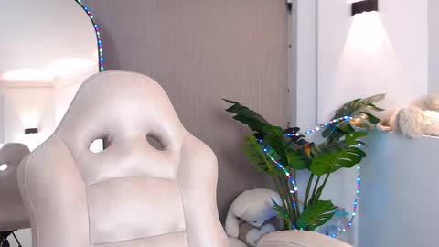 Adriana online show from 02.27.25