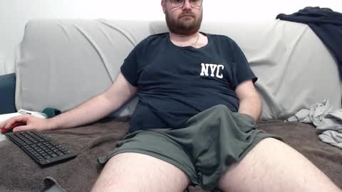 Azer online show from 12.21.25