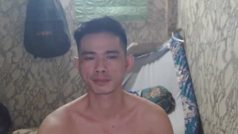 Snapshot of azn_philip chatting on 12.23.24 Philip online show from 12.23.24