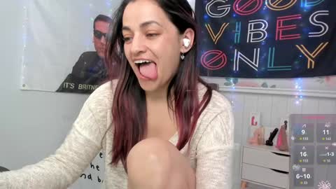 Azucena R online show from 01.16.25