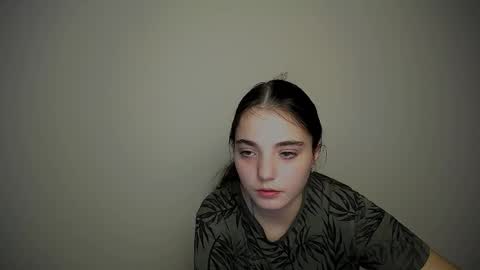 azumi_chan_ online show from 09.26.25