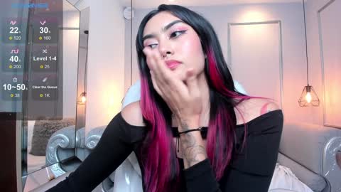 Azura online show from 01.20.25